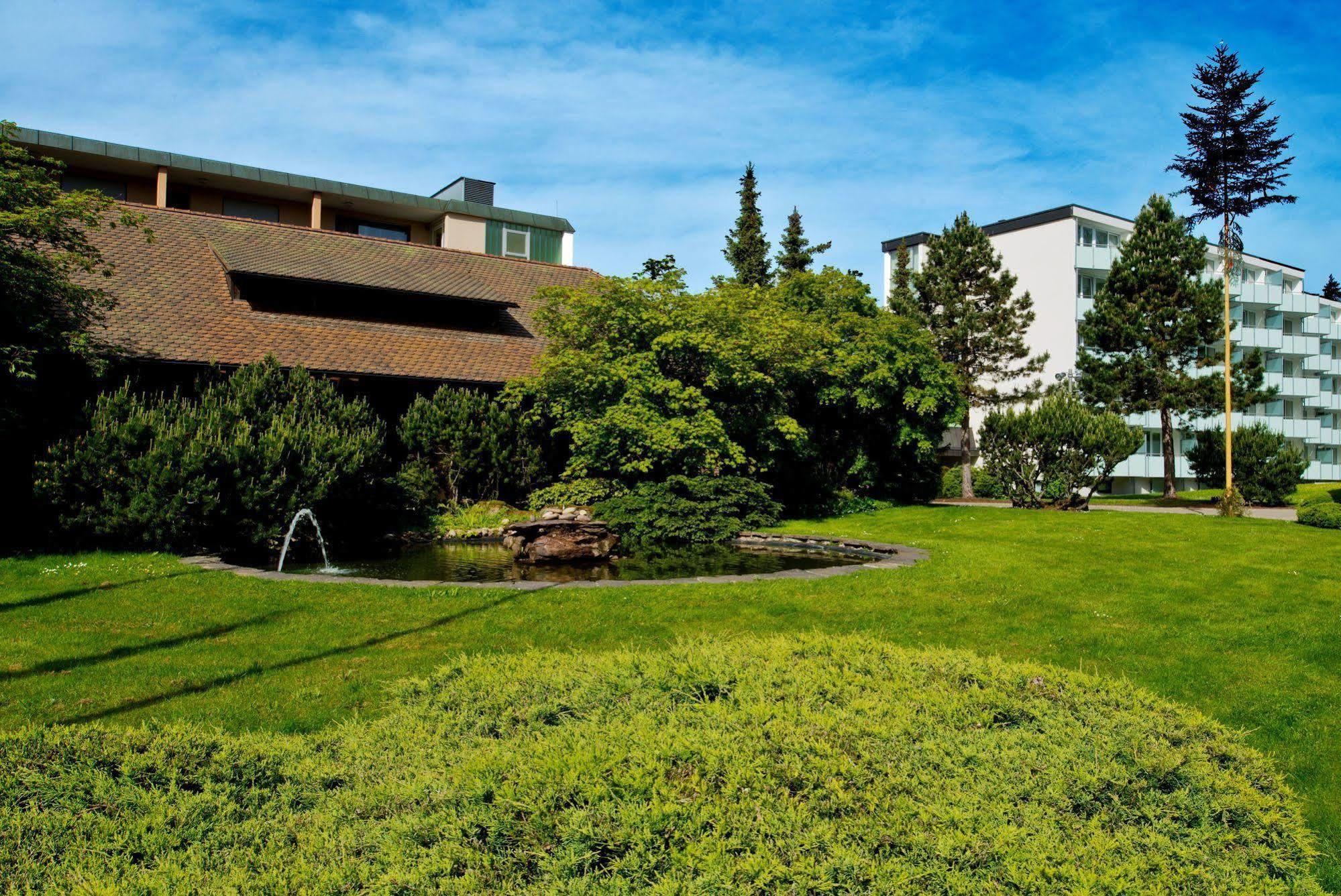 Dekra Congresshotel Wart Altensteig Bagian luar foto