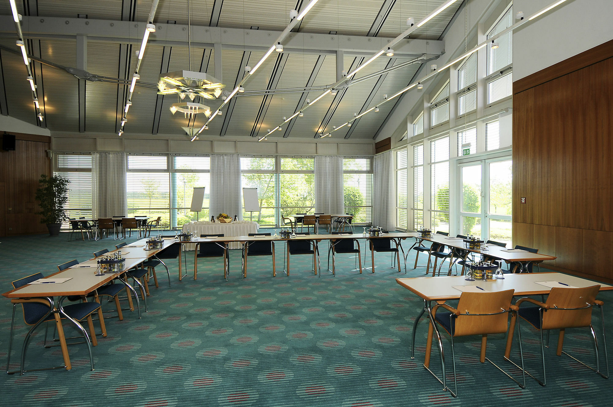 Dekra Congresshotel Wart Altensteig Bagian luar foto
